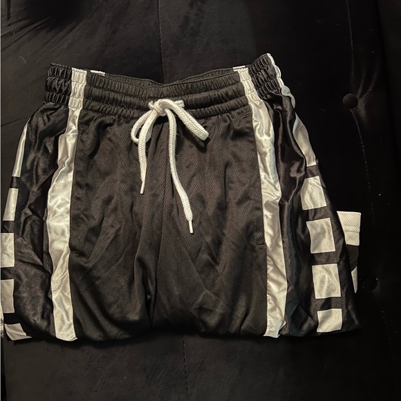 Nike Black and White Athletic Shorts - Picture 6 of 6